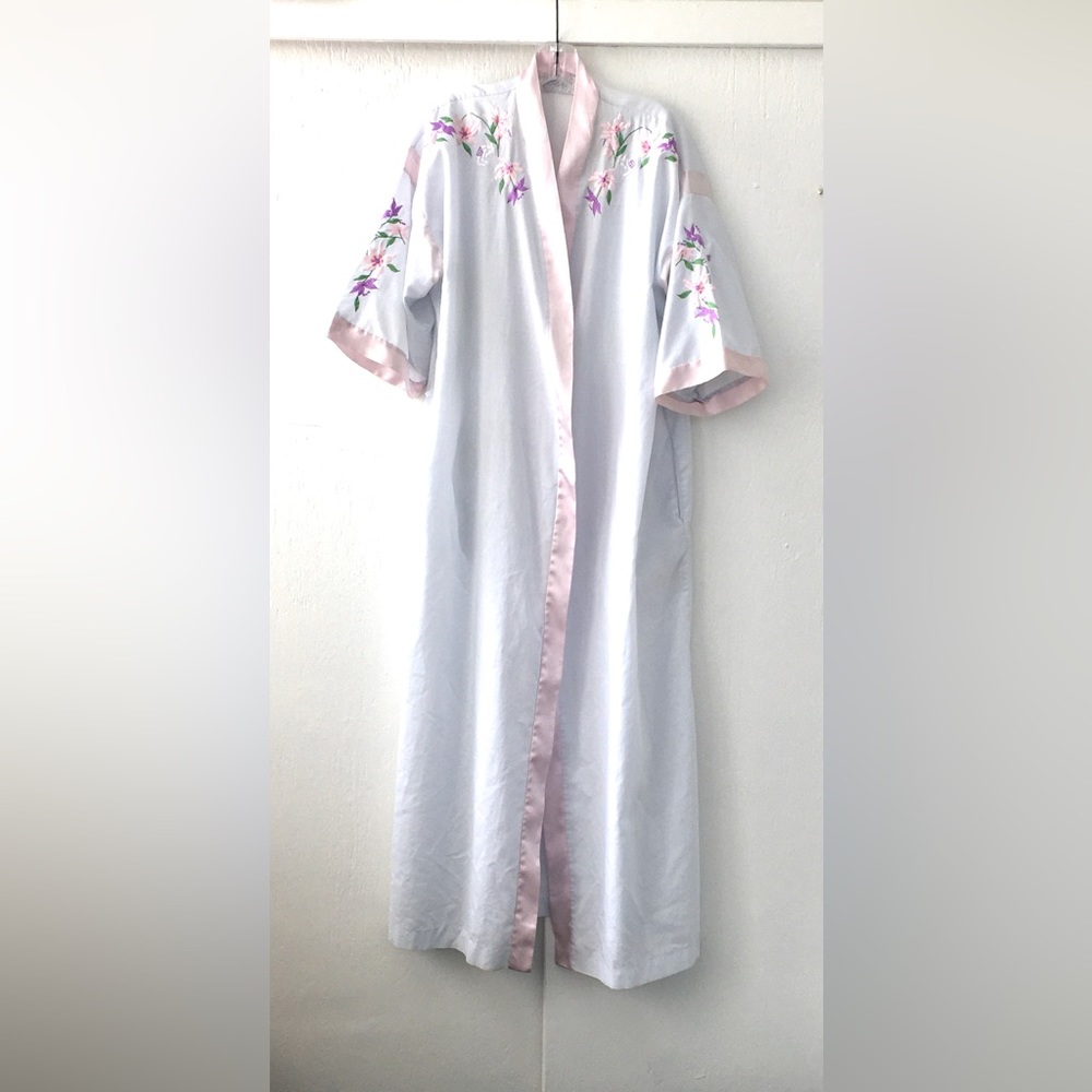 Lord & Taylor Kimono Robe